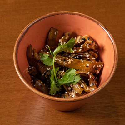 Свиные уши в остром соусе териякив Горячо по цене 520 ₽