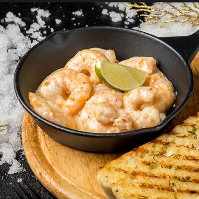 Креветки в сливочном соусе в Mesto Sushi & Grill по цене 650