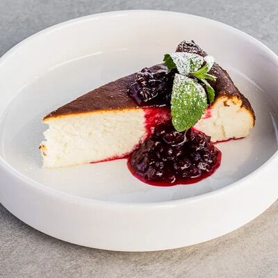 Баскский чизкейк в Веранда по цене 420 ₽