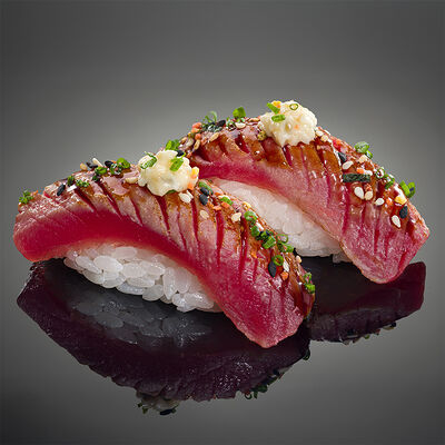 Татаки тунец в Ricers по цене 610 ₽