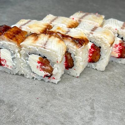 Ролл Канада с лососем в Кэйго доставка по цене 599 ₽