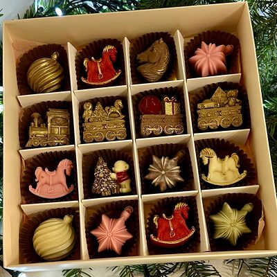 Шоколадные конфеты (микс)в Allowberry по цене 3500 ₽