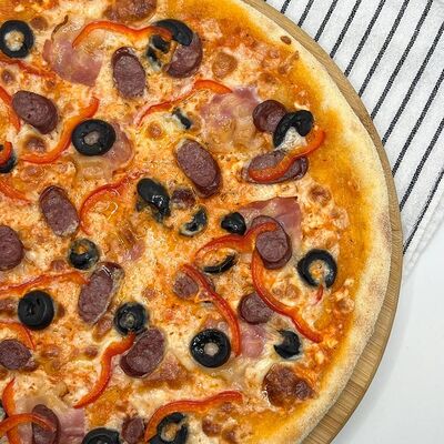 Пицца осенняя в ZEBRA по цене 650 ₽