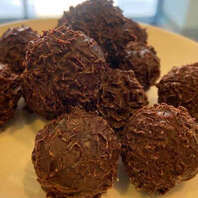 Конфеты Эсмеральда в Bon Bon по цене 975 ₽