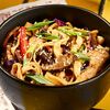 Вок с курицей и грибами в устричном соусе в Bao по цене 575