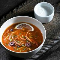 Солянка с копченостями из смокера в Где нас нет
