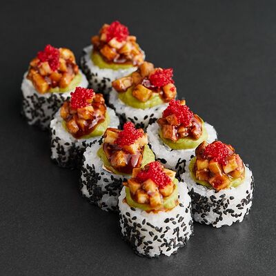 Ролл с тартаром из угря и соусом гуакамоле в Godzilla sushi по цене 980 ₽