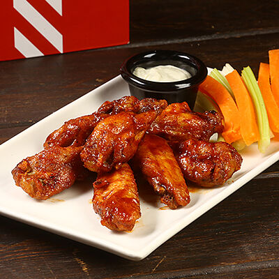 Крылья bloody mary в T.G.I. Friday's по цене 675