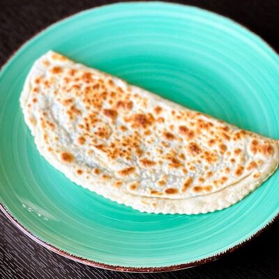 Кутаб с зеленью и сыром в Навруз по цене 190 ₽