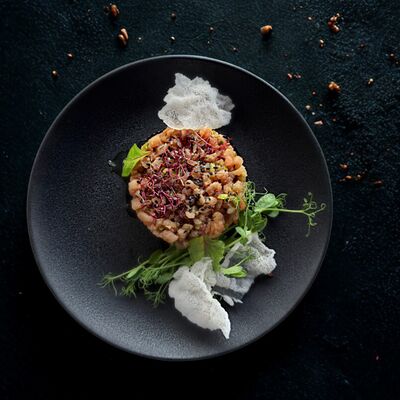 Тартар из тунца в Траттория Ла Вилла по цене 979 ₽