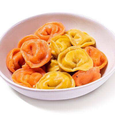 Пельмени с курицей и сыром 16 в Сковородовна по цене 329 ₽