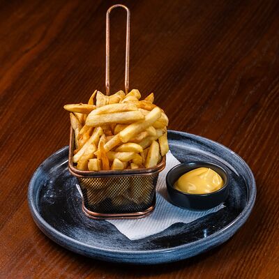 Картофель фри с соусом в Эдисон по цене 8 р.