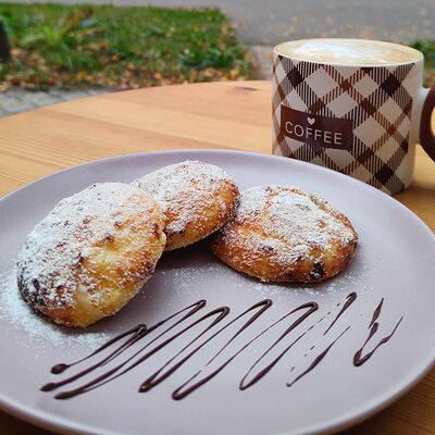 Сырники из печки без масла в Кофе ЁЁ по цене 350 ₽