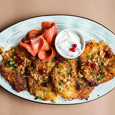 Драники с лососем в СВОИ по цене 26 р.