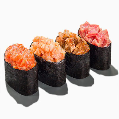 Сет Гункан в Вкус и лосось по цене 690 ₽