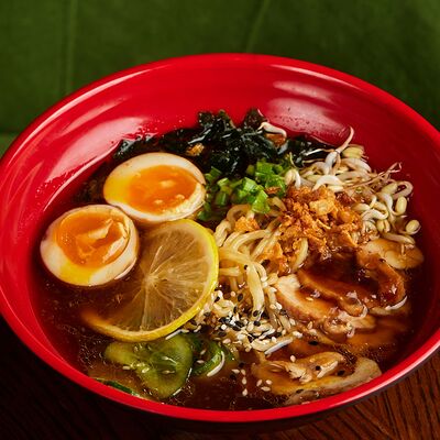 Рамен с курицей в Рамен с уткой по цене 660 ₽