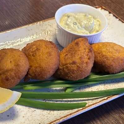 Икряники из икры сазана в Акватория по цене 420 ₽