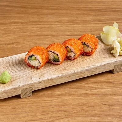 Калифорния с крабом 4 шт в Клёво по цене 550 ₽