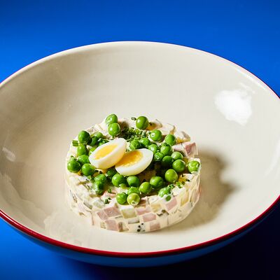 Оливье в Mates pizzabar по цене 590 ₽