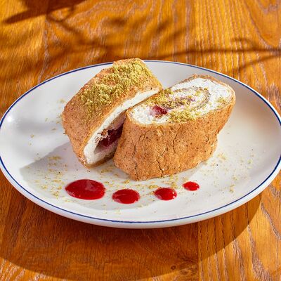 Фисташковый рулет в Munhell по цене 780 ₽