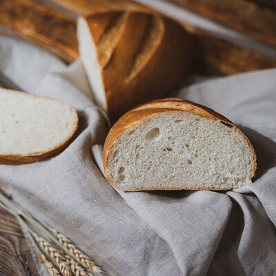 Батон Классический на закваске 350 г в Гридневъ-Хлебъ по цене 85 ₽