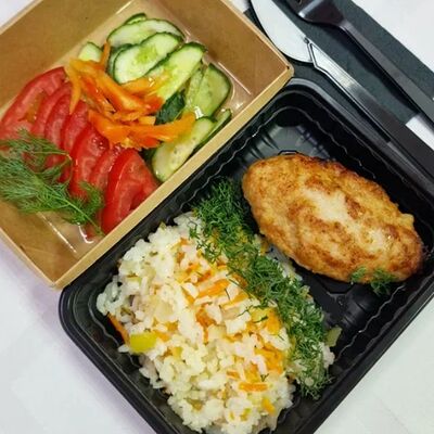 Бизнес-ланч №2 в Домашняя кухня по цене 370 ₽