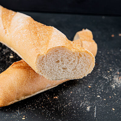 Багет Французский в Французская пекарня по цене 50 ₽