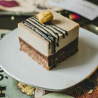 Пирожное TWX с банановой карамелью в Kurtzcoffee