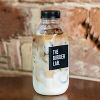 Айс-латте в The burger lab