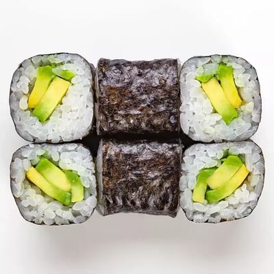 Ролл с Авокадо в Фиш таун по цене 176 ₽