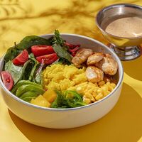 Сытный боул с курицей в Lines