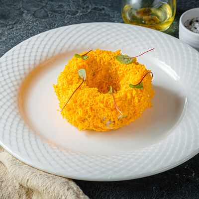 Мимоза с подкопченным лососем в Nella Foresta по цене 1400 ₽