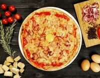 Пицца карбонара в Чентуриппе