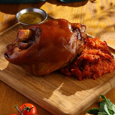 Свиная рулька с бигусом в BBQ Beer Restaurant по цене 2440 ₽