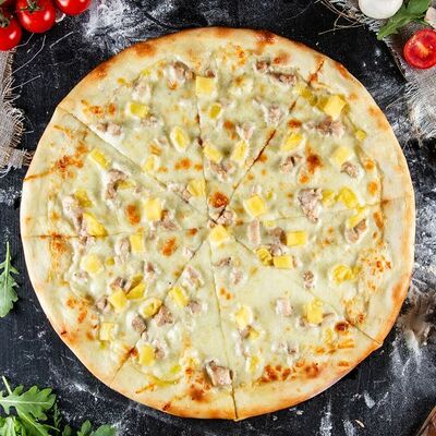 Гавайская в Pizza 32 cm по цене 750 ₽