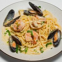 Паста с Морепродуктами с сливочном соусе в Gastro Bar Pasta&Pizza