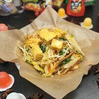 Вок с овощами в Made in Vietnam