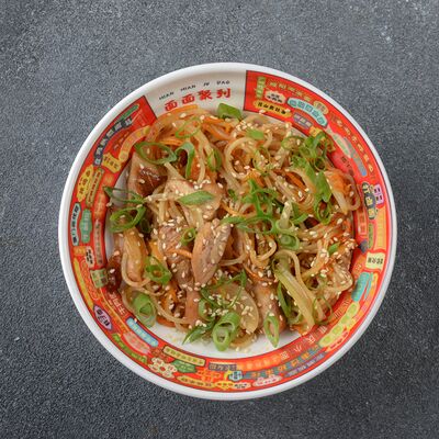 Лапша со свининой в Азиаты по цене 395 ₽