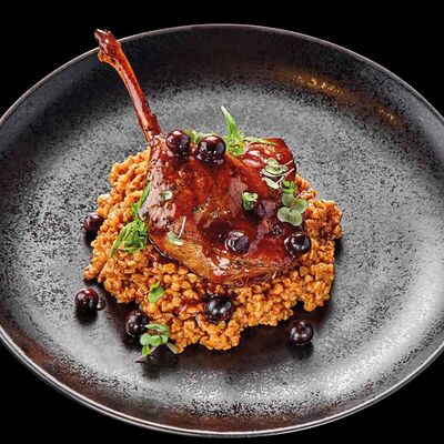 Утиная ножка конфи в Британника Север по цене 755 ₽