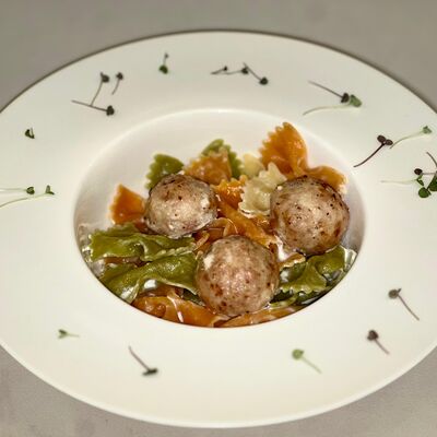 Фарфалле с фрикадельками в Balance cafe по цене 534 ₽