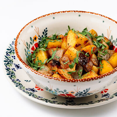 Картофель жареный с луком в Сыроварня по цене 520 ₽