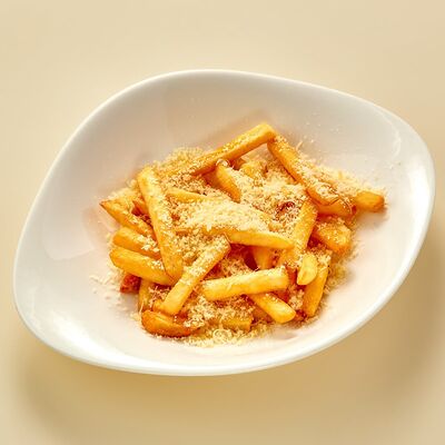 Картофель фри с трюфельным маслом и пармезаномв Регано по цене 515 ₽