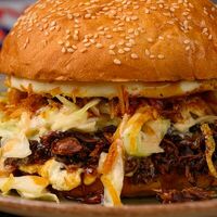 Биф пулд бургер XL в American BBQ