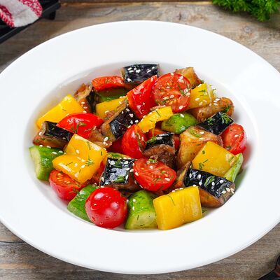 Салат Азия в Лаваш по цене 500 ₽