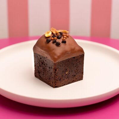 Кекс Сникерс в Муза по цене 260 ₽