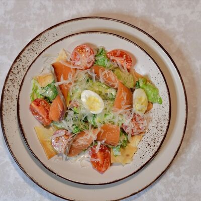 Цезарь с сёмгой в Давид по цене 500 ₽