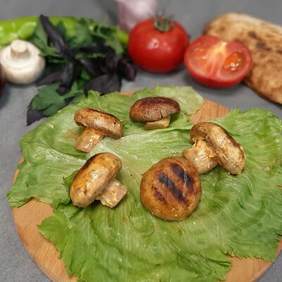 Шампиньоны на мангале в Шашлычный дом по цене 390 ₽