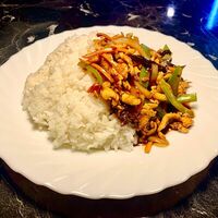 D3K Рис с курицей и овощами в кисло-сладком соусе в Ван шифу