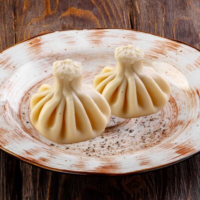 Хинкали с баранинойв У Ханумы по цене 220 ₽