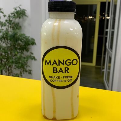 Молочный клубничный коктейль в Mango Bar по цене 200 ₽